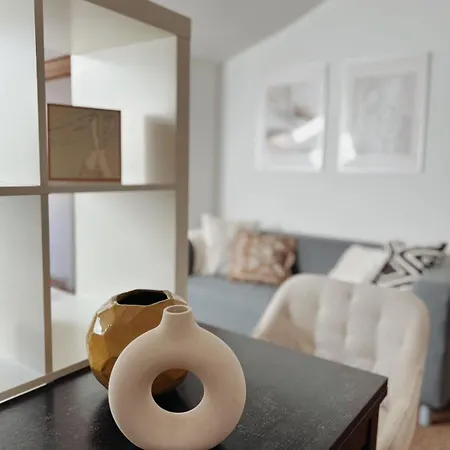 Διαμέρισμα Typical Lisbon Apartment Príncipe Real