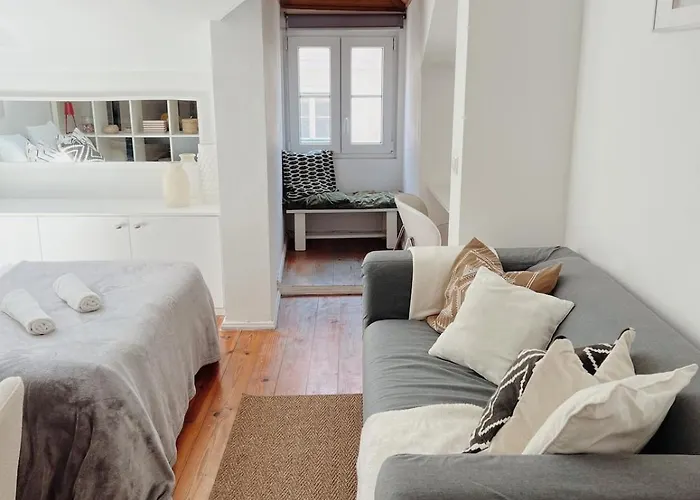 Apartment Typical Principe Real Lisbon