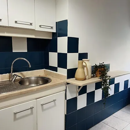 Daire Typical Lisbon Apartment Príncipe Real *