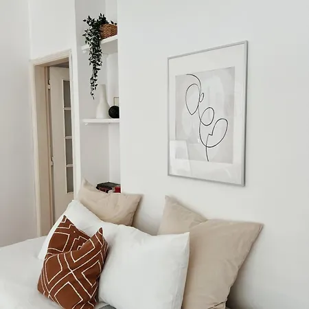 Typical Lisbon Apartment Príncipe Real *