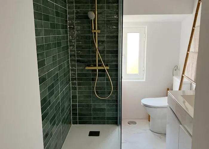 Typical Principe Real * Лиссабон